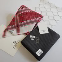 بوكس غوتشي رجالي فاخر مع شماغ وقماش بتغليف أنيق