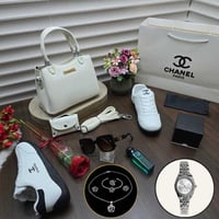 طقم هدايا نسائي متكامل شنطه مع حذاء وإكسسوارات فاخ...