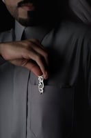 قلم رجالي فاخر محفور بالاسم تصميم معدني أنيق وجودة...