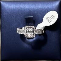 خاتم أنيق جداً