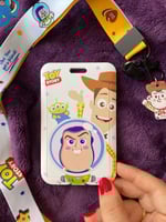 كارد هولدر توي ستوري