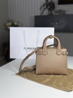 شنطة بربري كلاسيك بيبي بانر burberry baby banner d...