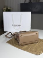 شنطة بربري كلاسيك بيبي بانر burberry baby banner d...