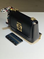 لحقيبة وف موسكينو