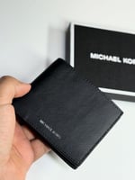 مايكل كورس اوريجنال كلاسك بلاك