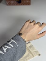 اسوار بانجل فضي بعلامة توري برتش و لولو ROPE LOGO...