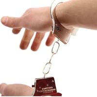 اصفاد معدنيه بمفتاح