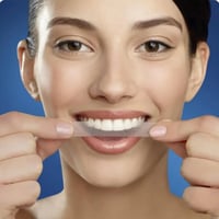 للصقات تبييض الأسنان الترا وايت من كرست - 28 لصقة