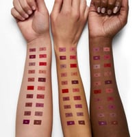 أحمر شفاه سائل مطفي من جولدن روز - 20