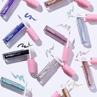 محدد عيون سائل لامع من بيوتي كرييشنز - 01 اور جلاس...