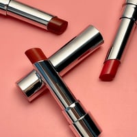 احمر شفاه شير اب من فلورمار - 004 وورم بيش