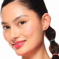 تنت للشفاه والخدود وات ايه تينت من ايسنس - 02 كورا...