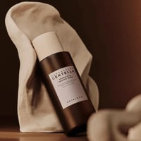 تونر مدغشقر سينتيلا لتوازن وتنظيف البشرة بخلاصة بر...