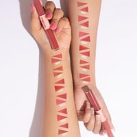 احمر شفاه روج سائل مع ملمع شفاه من بينك فلاش - V05