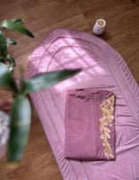 طقم صلاة اسفنج طبي تطريز الخزامى ( ألوان متعددة )