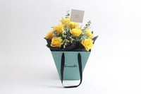 فاصلة أتيتك بابتسامة حب