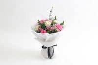 باقة ورد فاصلة تأملت سحرك