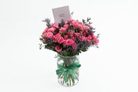 فازة ورد فاصلة مشاعر دافئة