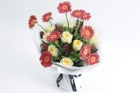 باقة ورد وأتى الخريف