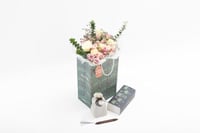 فاصلة مجموعة العيد مع الورد