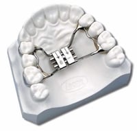 124 .جهاز موسع تقويم RME Rapid maxillary expander