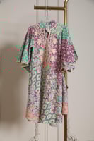 جلابية بناتي رمضانية بنقوش تراثية وألوان ناعمة