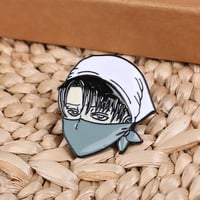 بنز - ليفاي هجوم العمالقة | Attack On Titan Pin