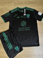 طقم الاهلي السعودي الأسود 23/24