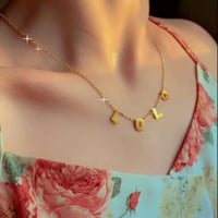 سلسال حروف مطلي