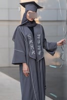 عباية تخرج تصميم الجديد واللون الجديد
