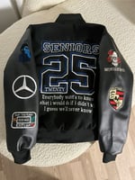 جاكيتات تخرج حسب الطلب