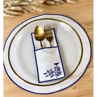 طقم لشخصين ( 2جيب ملاعق + 2مفرش )