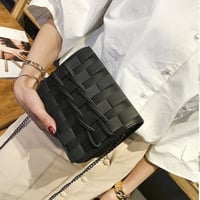 حقيبة ذات حبل طويل اللون أسود