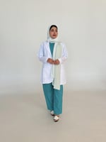 طرحه مكس لون تفاحيي مع لون اف وايت