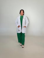 لابكوت نسائي كلاسك - Classic women's Lab coat