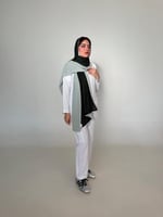 طرحه مكس لون تفاحي مع لون زيتي