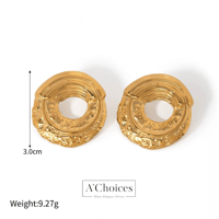 أقراط بأشكال متنوعة