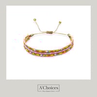 اساور قماشية مصنوعة يدويا بالخرز الملون بعدة أشكال...