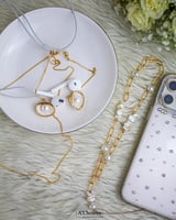 سلسلة نظارة مصنوعة يدوياً مطلية بالذهب مع الأصداف...