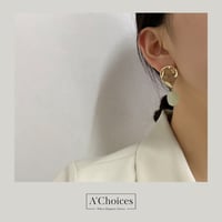 أقراط مصنوعة من النحاس المطلي بالذهب مع حجر أخضر غ...