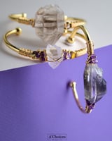 اساور ملفوفة بالأسلاك مطلية بالذهب بحجر هيركيمير و...