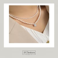 قلادة لؤلؤ مع دلاية من الفضة عيار 925 والزيركون بل...