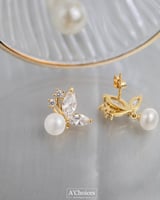 حلق لولو مصنوعة يدوياً من الفضة والنحاس المطلي بال...