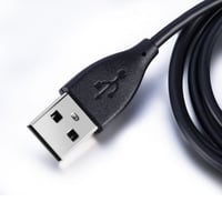 سلك شاحن لساعة فيتبيت فيرسا