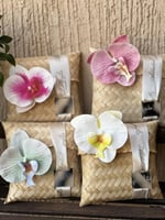 شنط الاوركيد للمعلمات