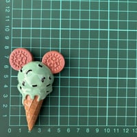 مغناطيس ايسكريم ميكي ماوس 2