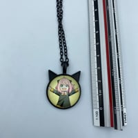 قلادة شخصية انيا