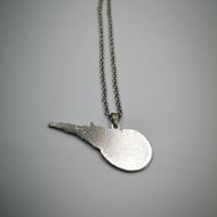 قلادة نيزك شعار لعبة فاينل فانتاسي 7