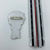 بروش اكريليك لشخصية ماكوتو