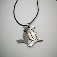 قلادة شخصية إل قطعتين